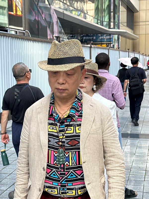 Morning street life documented across Yuzhong District, Chongqing