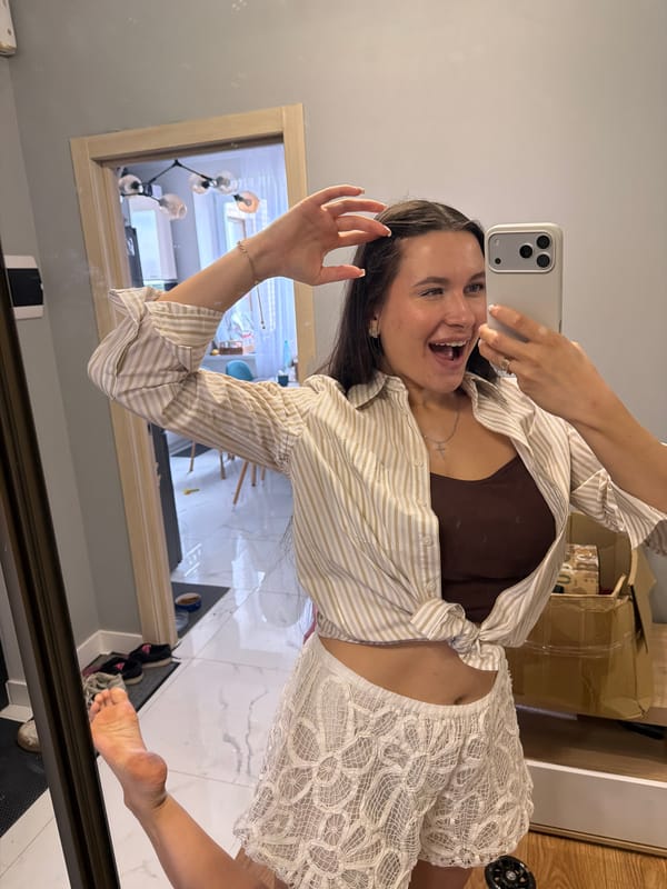 Mirror selfies and a laughing kid in Odintsovo
