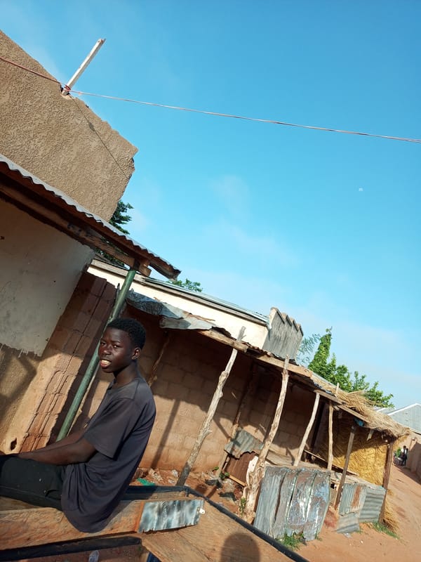 Everyday life in Tempure, Nigeria on a clear morning