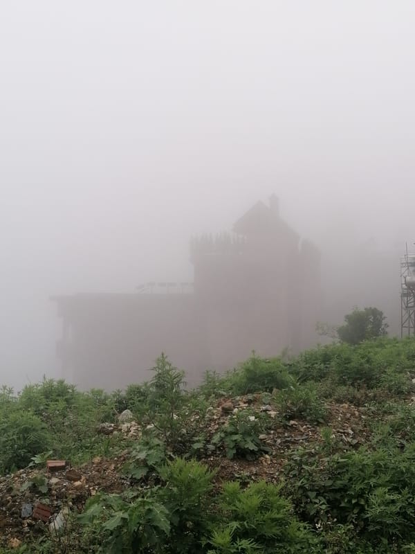 Morning life documented across foggy Sa Pa Ward, Vietnam