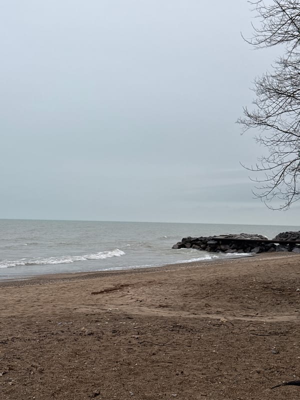 Overcast evening captured at Winnetka lakeside