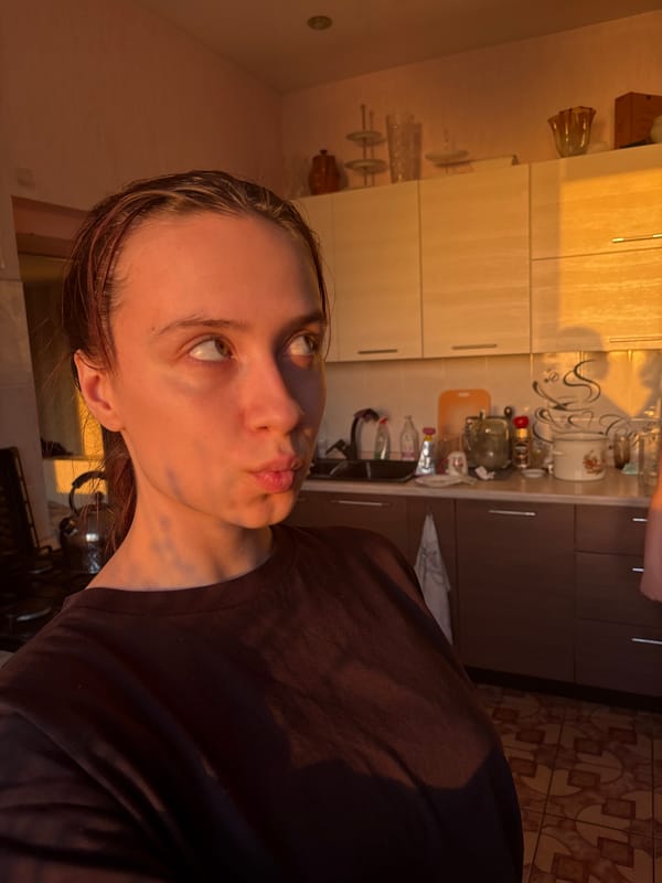 Evening routine captured in Прикамский: selfies, dinner, sunset views