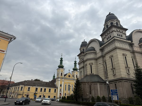 Afternoon scenes from historic Târgu Mureș captured by witnesses