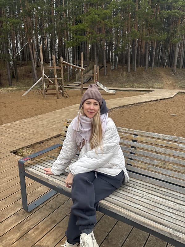 Morning park activities captured in Chaikovsky, Russia waterfront area