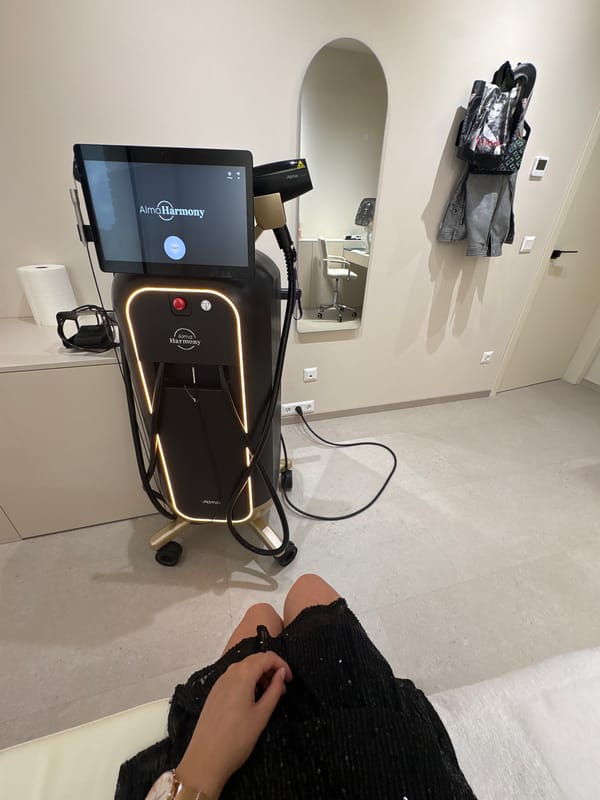 Sofia resident documents morning of clinic visit, coding, selfie