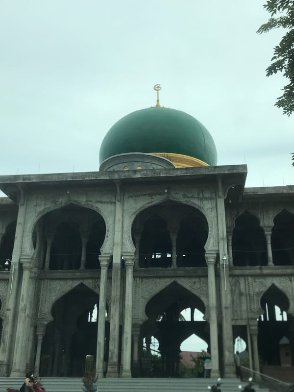 Mosque with green dome documented in Keudealue Ie Puteh