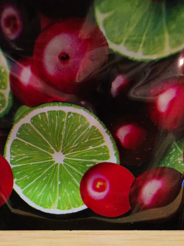 Decorative items and candies documented at Kryvyi Rih cafe