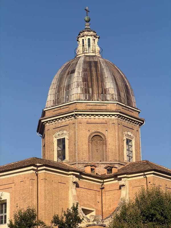 Afternoon stroll around Castel Sant'Angelo and the Tiber bridges