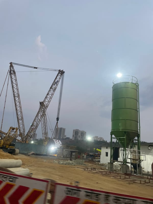 Nighttime construction activity documented at Mumbai building site