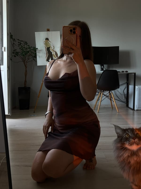 Apartment selfies and a gray cat, Ternopil summer morning