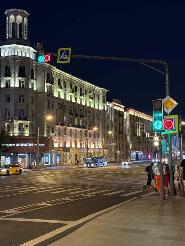 Nighttime photography series documents central Moscow streets and embankments