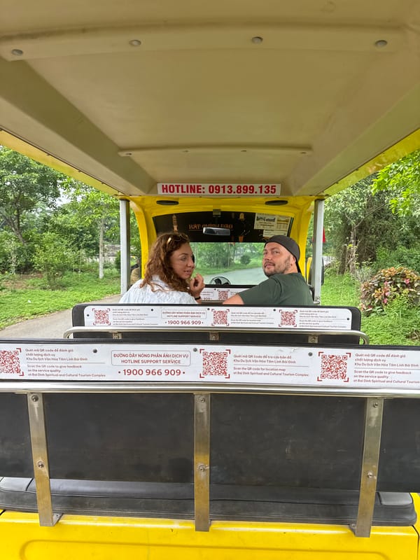 Tourist and local transportation activity observed in Vietnamese ward