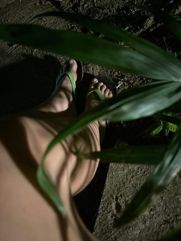 Casual evening moments captured on Ko Pha Ngan island