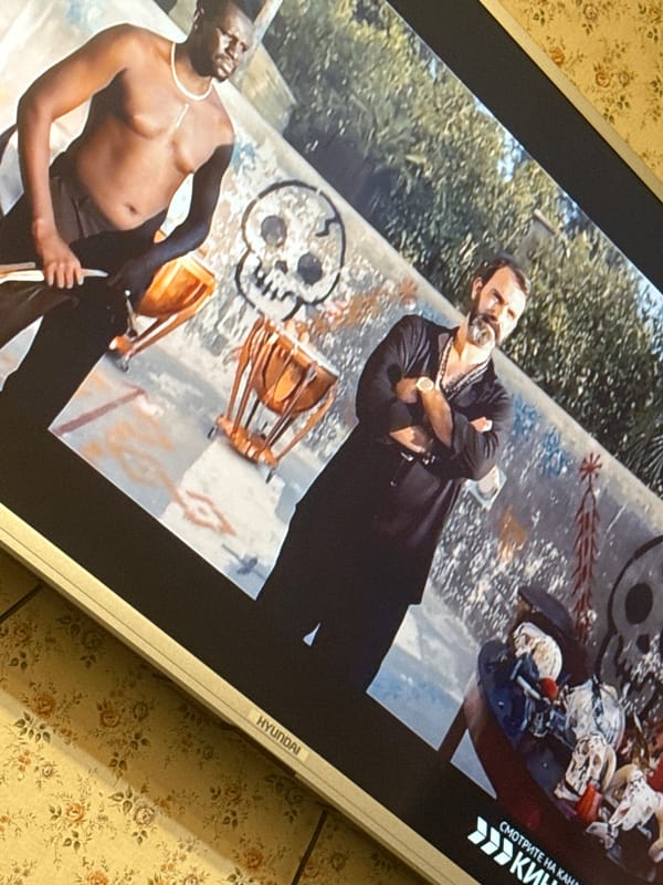 Russian viewer captures diverse TV programming over 30 minutes