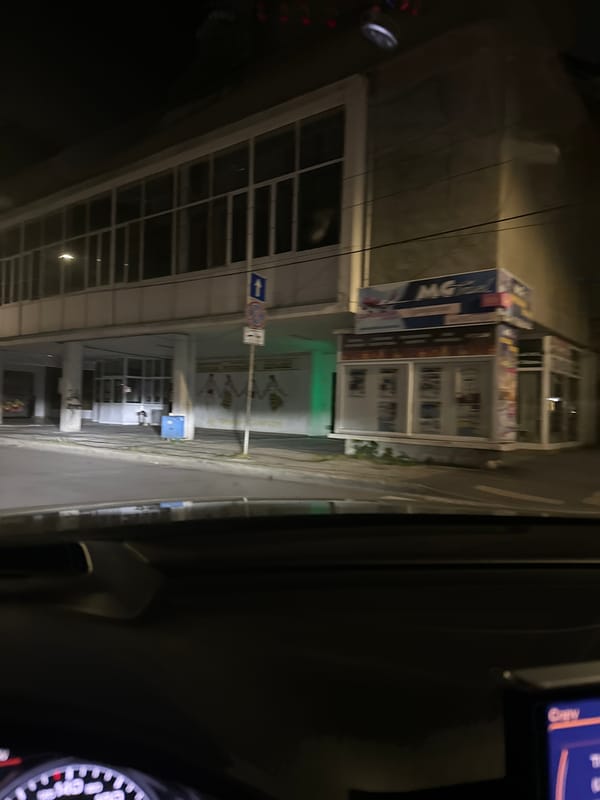 Night drive through Ruse at 33 km/h