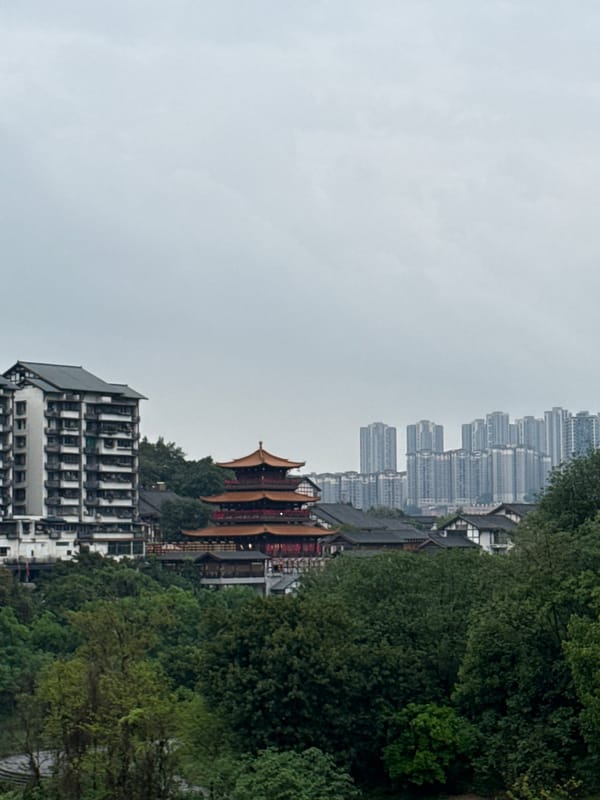 Morning street life captured in Shapingba District, China