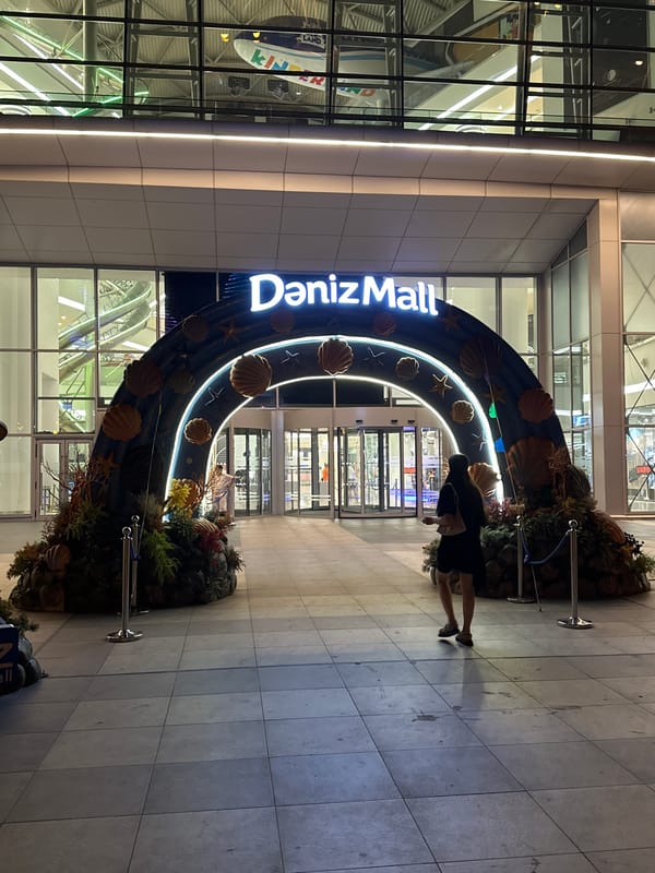 Evening stroll around Baku's Deniz Mall and waterfront
