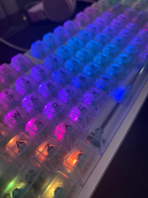 RGB builds, macro textures, and quiet art on a June evening