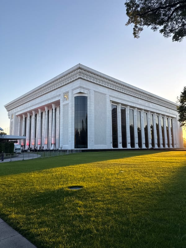 Classical government building documented in Tashkent, Uzbekistan
