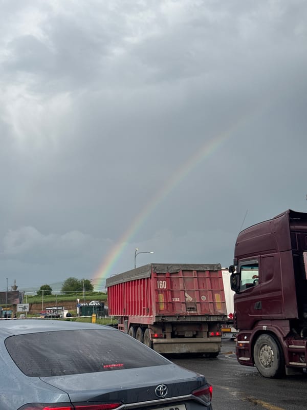 Rainbow appears over Armenian border town, witnessed by traveler