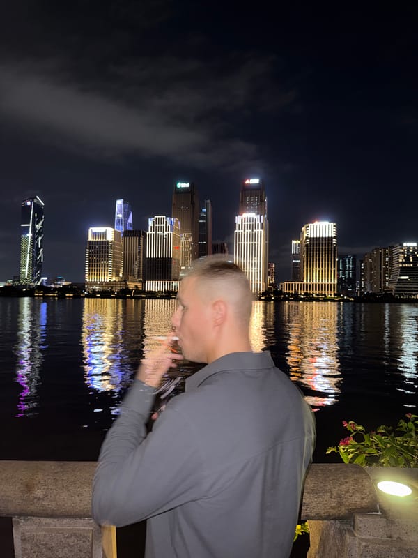 Nighttime Pearl River skyline documented in Guangzhou's Tianhe District