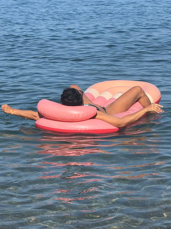 Lazy afternoon on the water at Partenit beach