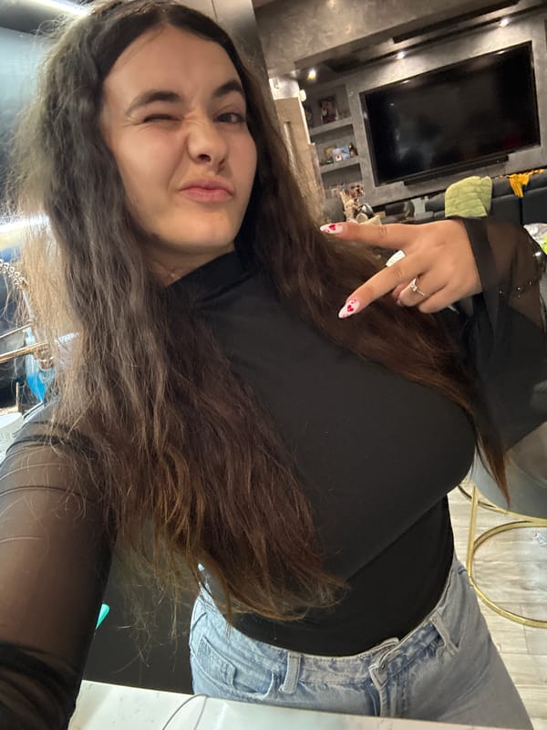 Woman documents casual afternoon at home in Bulgaria