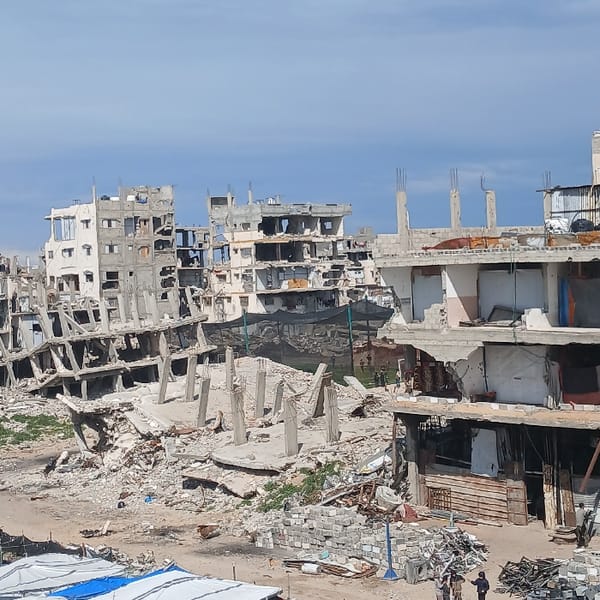 Gaza witnesses document urban destruction and daily survival activities