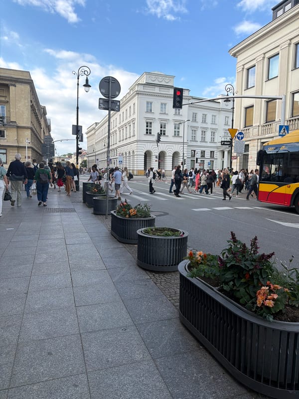 Afternoon stroll through Warsaw's historic city center