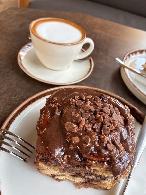 Desserts and iced coffee at an Alanya café