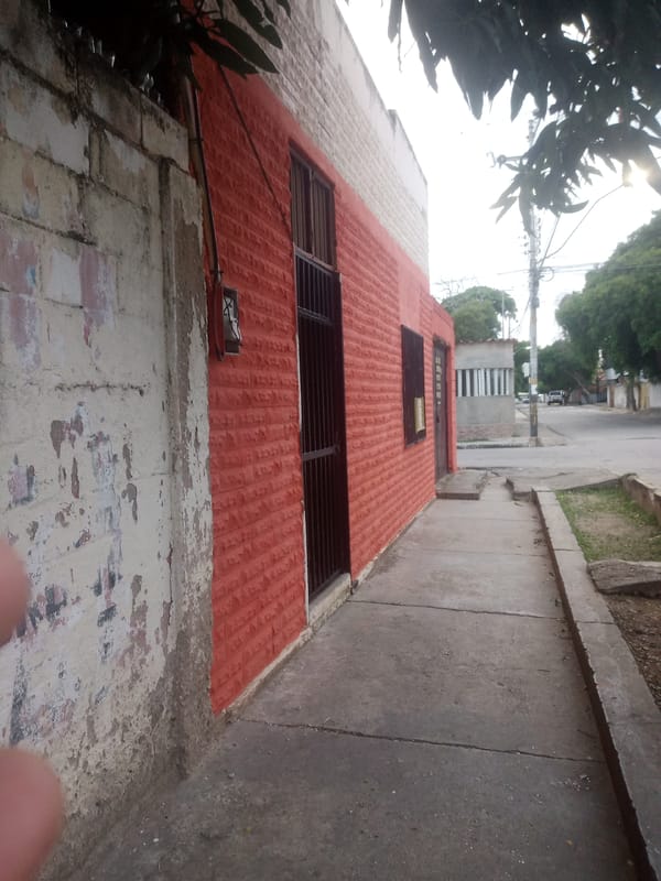 Evening documentation of daily life in Santa Ana, Venezuela
