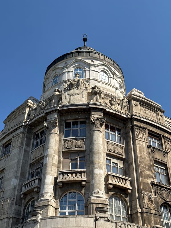 Morning architectural tour documented in central Budapest