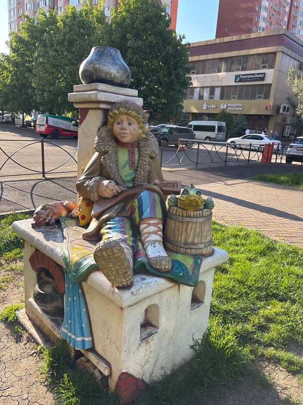 Folk art and fresh crawfish documented in Krasnodar