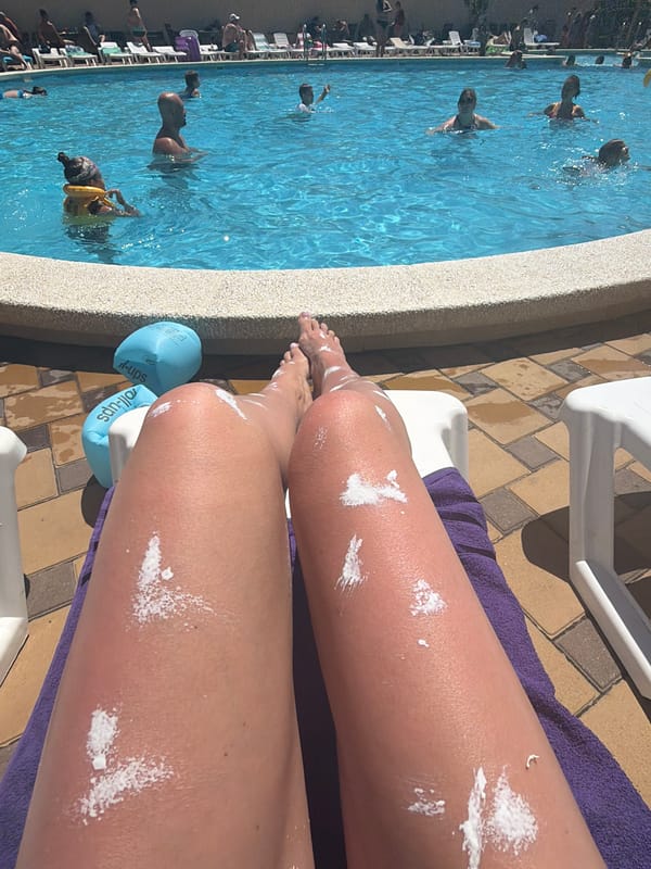 Morning poolside leisure captured at Anapa resort