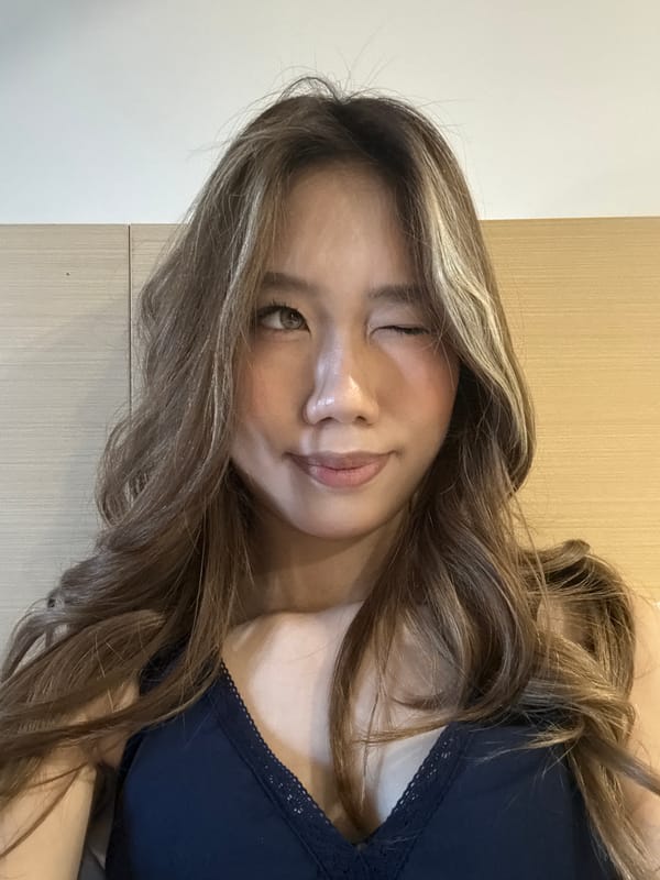 Woman takes multiple selfies in Yuzhong District bathroom
