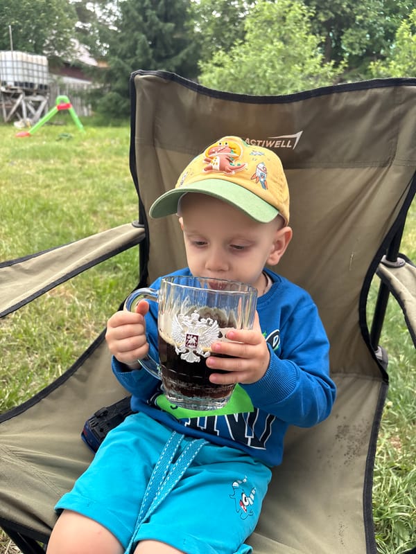 Family barbecue gathering documented in Chaikovsky, Russia