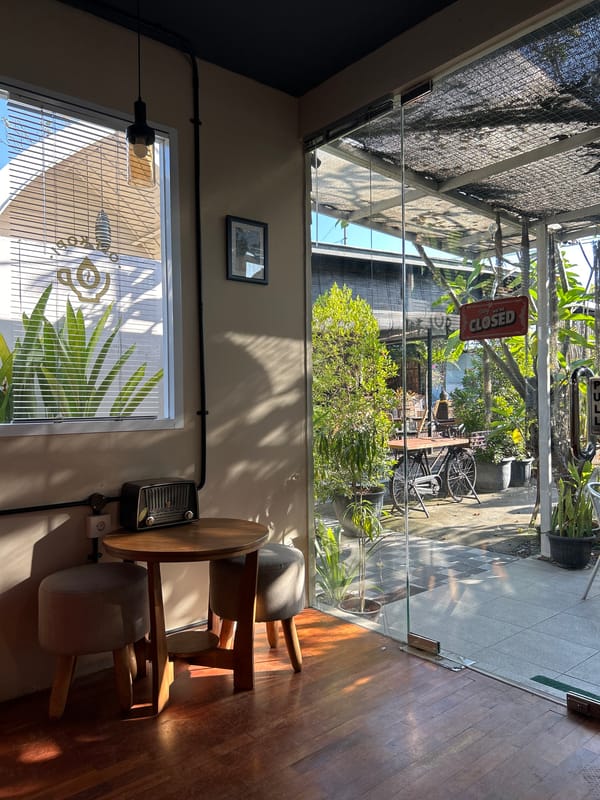 Morning coffee at Oli Kopi cafe in North Kuta