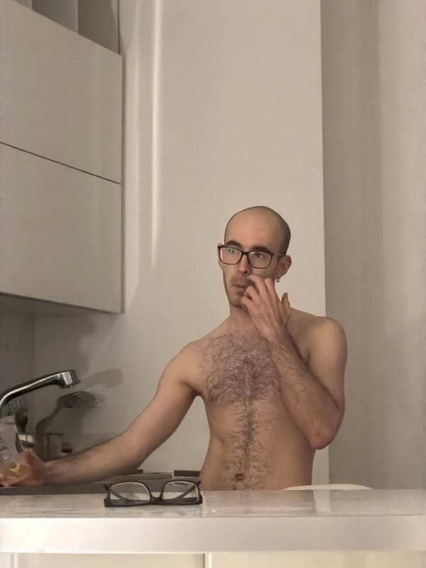 Person observed in domestic setting in Khimki, Russia