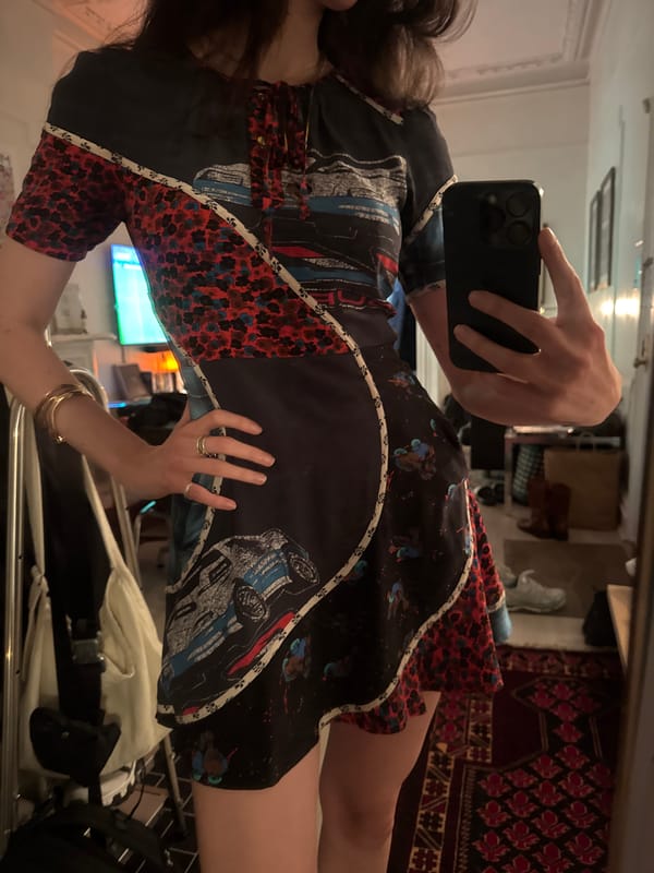 Mirror selfies and an outdoor moment in a patterned black dress