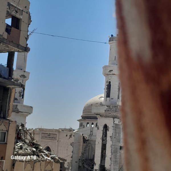 Extensive building damage documented in Khan Yunis over 21 minutes