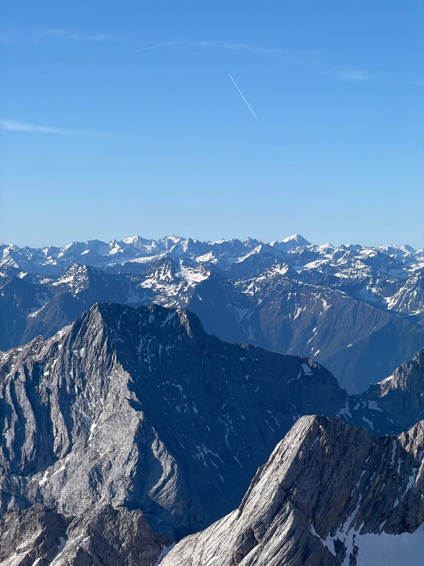 Morning alpine photography captures Zugspitze region from multiple viewpoints