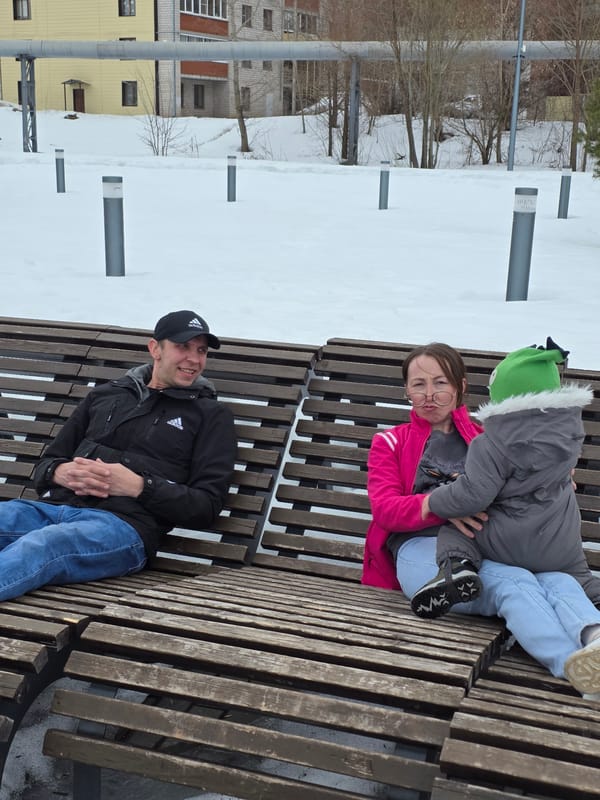 Families enjoy winter outdoor activities in Votkinsk, Russia
