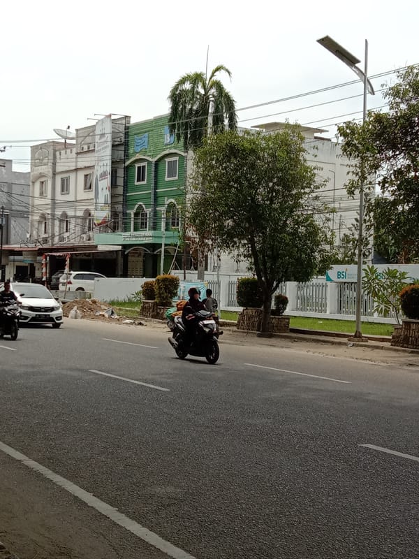 Morning street scenes documented across Lhokseumawe, Indonesia