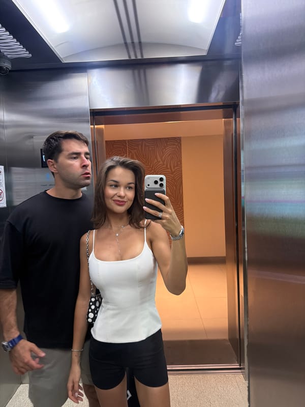 Couple Takes Selfie in Elevator in Choeng Thale