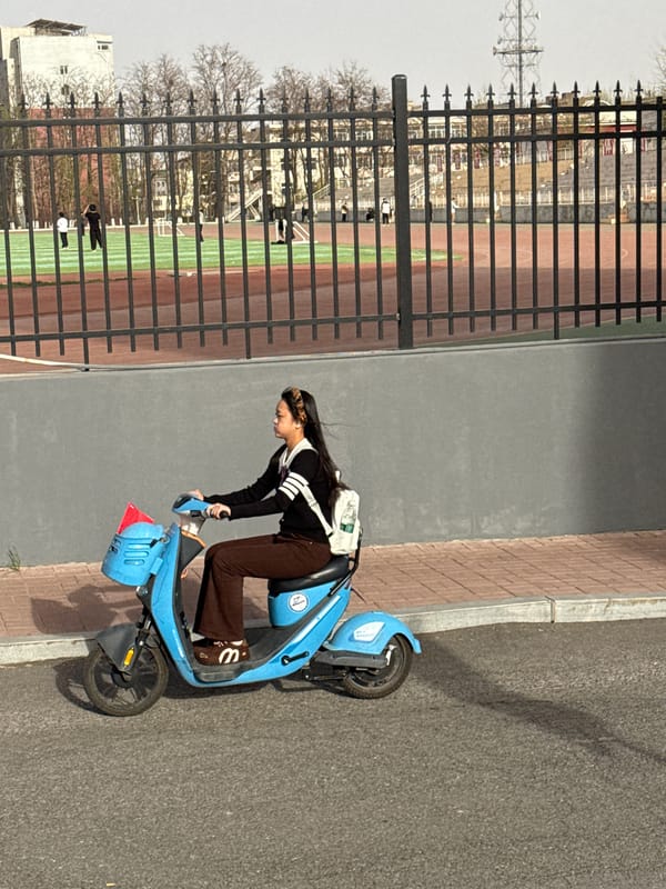 Electric scooter activity observed on Zhongtun streets Monday morning