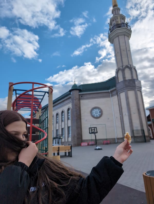 Casual street documentation captured near Izhevsk minaret
