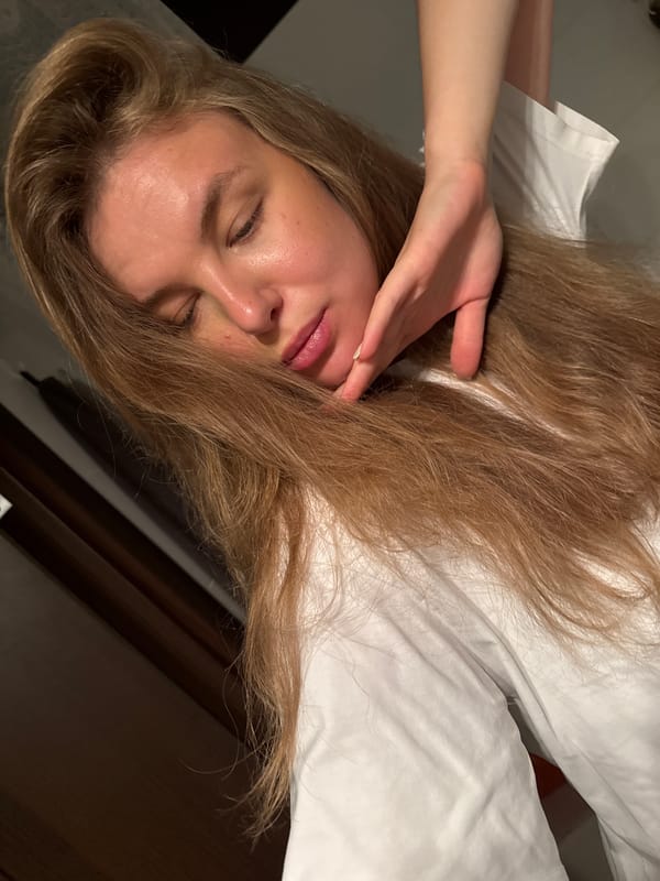 Couple's evening documented through selfies and domestic moments in Vladimir