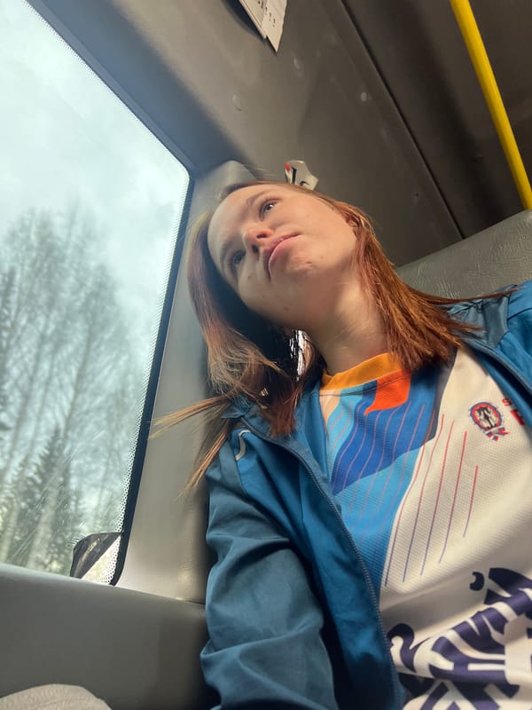 Woman observed in vehicle near Kabanov Mys, Russia