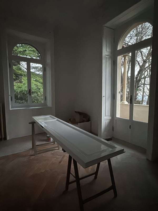 Home renovation and coding session documented in Erba, Italy