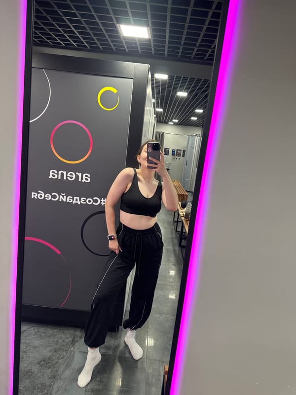 Gym locker room selfie session in Perm, Russia